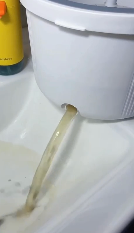 Mopa Giratoria con Cubeta de Auto-limpieza y Desagüe