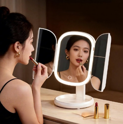 Espejo de Maquillaje Tri-Fold LED Tipo-C