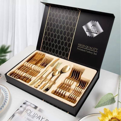 Set De Cubiertos Dorados