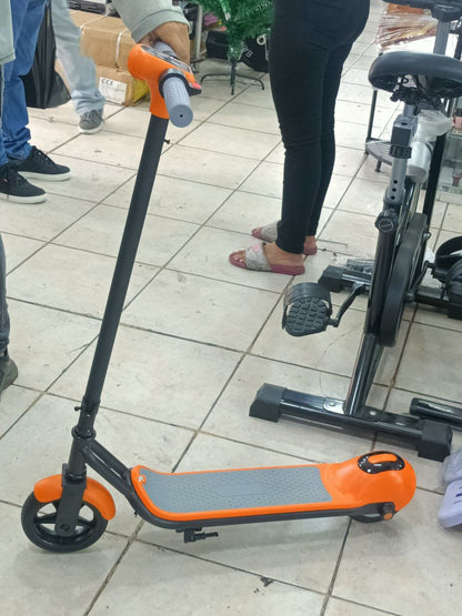 Scooter eléctrico con Bluetooth