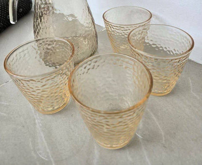 Jarra de vidrio + 4 vasos