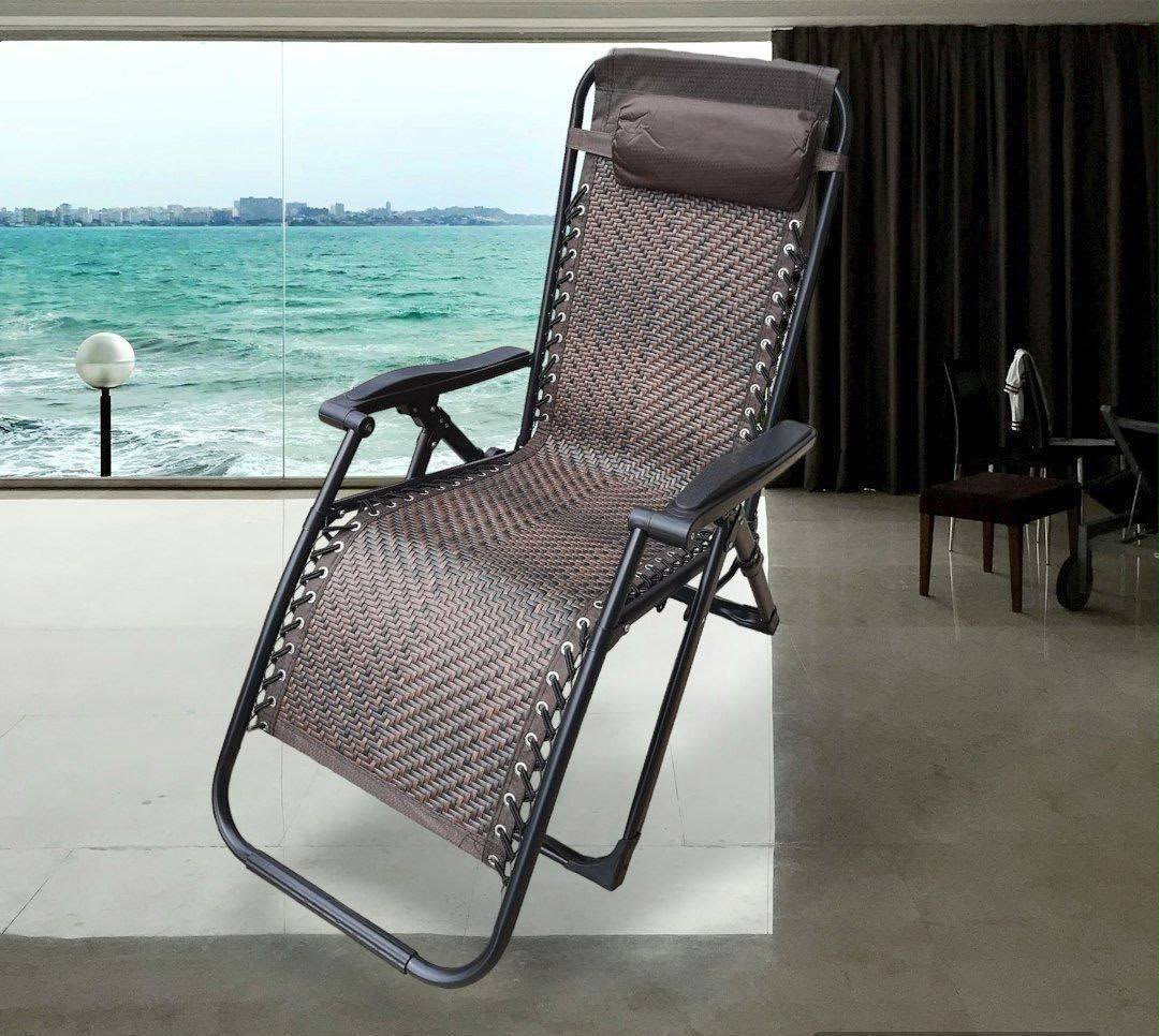 Silla mecedora reenclinable