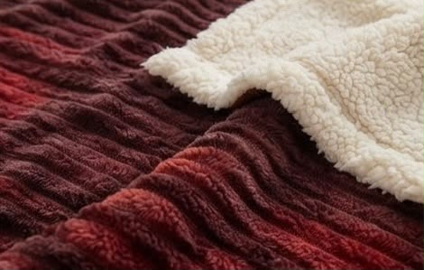 Colcha peluche rayada